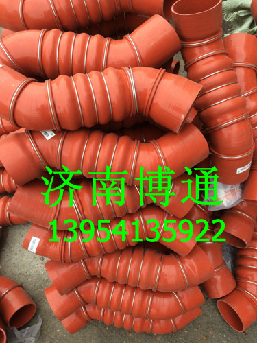 WG9770530111 中冷器出气胶管/WG9770530111 中冷器出气胶管