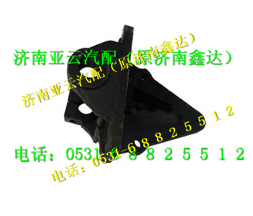 陕汽德龙F3000前簧前支架DZ9118521016图1