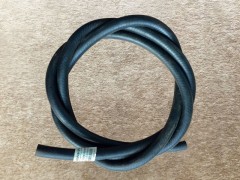 DZ9100470141,带纤维加层的橡胶软管Rubber hose with fiber coating,济南向前汽车配件有限公司