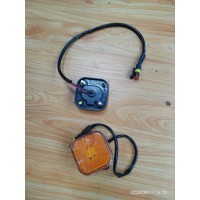 YH9525720042邊燈