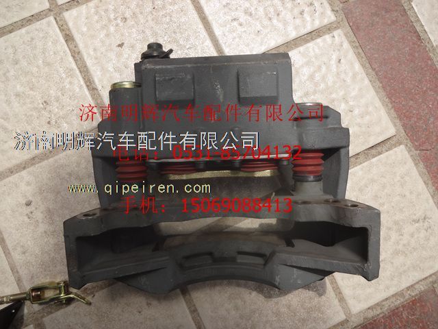 LZ4003446300,重汽豪沃轻卡配件P16WAL钳体总成（右）,济南明辉汽车配件有限公司